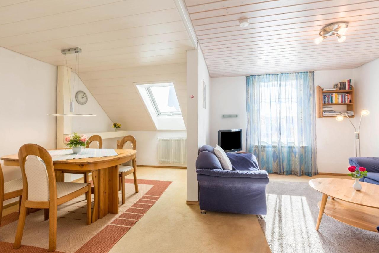 Ferienwohnung Zum Seeblick Онинген Екстериор снимка