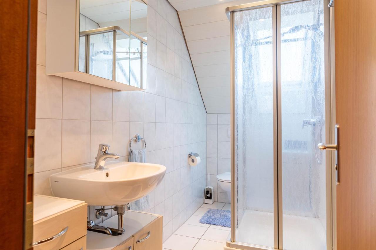 Ferienwohnung Zum Seeblick Онинген Екстериор снимка